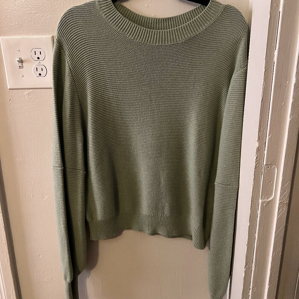 Light green sweater